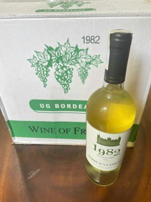 French White Wine 1982 - Borseaaux Families - Wine of France