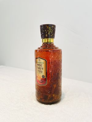 625 mL . round bottle of cordyceps wine