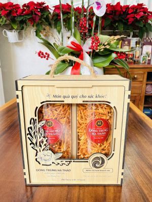 A couple of Freeze Dried Cordyceps 50gr - wooden box