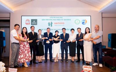 Sinh nhật 1 Tuổi của Mộc Thuỷ Tửu với CLB Doanh Nh&acirc;n Quảng Trị.