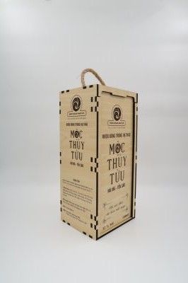 Moc Thuy Tuu Cordyceps Seahorse Bird's nest Liquor 500ml Wooden Box